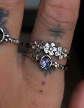 Load image into Gallery viewer, Forget Me Not Ring Stack size 7.75