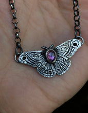 Load image into Gallery viewer, Cecropia + Sapphire Mini smith
