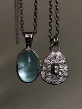 Load image into Gallery viewer, Snowflake Talisman