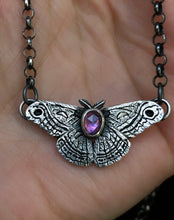 Load image into Gallery viewer, Cecropia + Sapphire Mini smith