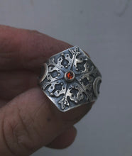 Load image into Gallery viewer, Garnet Snowflake Shield ring 7.75