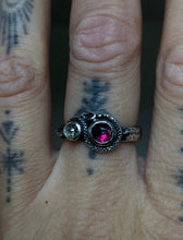 Load image into Gallery viewer, Serpent Stacking ring Size 6.25