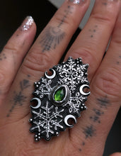 Load image into Gallery viewer, 🌲20% off with code BF20 ~ Tourmaline Snowflake ring~ Size 7