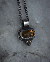 Load image into Gallery viewer, Cathedral Window Mini Charm