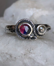 Load image into Gallery viewer, Serpent Stacking ring Size 6.25
