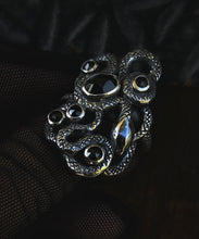 Load image into Gallery viewer, Onyx Seer Serpent size 6.75