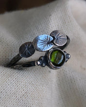 Load image into Gallery viewer, Lily pad Tourmaline stacking set~ size 7