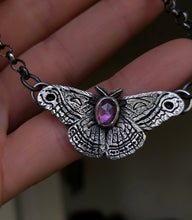 Load image into Gallery viewer, Cecropia + Sapphire Mini smith