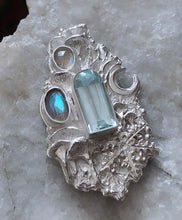 Load image into Gallery viewer, Woodland Portal ~ Winter version