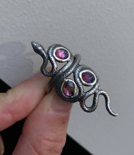Load image into Gallery viewer, Sapphire Serpent~ sz 7.25