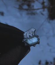 Load image into Gallery viewer, Winterland Bear + Aquamarine ring ~ sz 7.5-7.75