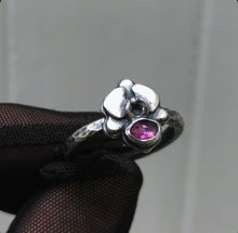 Load image into Gallery viewer, Mini Orchid + Sapphire Stacking ring~ size 7