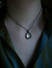 Load image into Gallery viewer, Ophidia Pendant~