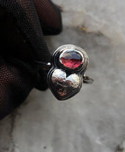 Load image into Gallery viewer, Cupid’s Bow mini version stacking ring size 7