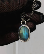 Load image into Gallery viewer, Labradorite Charm necklace