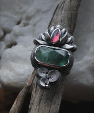Load image into Gallery viewer, Lily Bloom Ring ~ sz 7.75-8