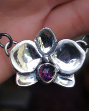 Load image into Gallery viewer, Dark Orchid Choker~ Sapphire