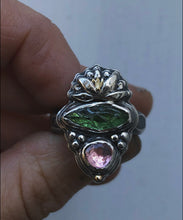 Load image into Gallery viewer, Lily Crown Ring~ size 7.5-7.75