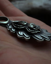 Load image into Gallery viewer, Vapor Orb Weaver Necklace