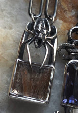 Load image into Gallery viewer, Venus Hair Quartz &amp; Spider Lock