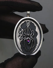 Load image into Gallery viewer, Sapphire Spider Talisman