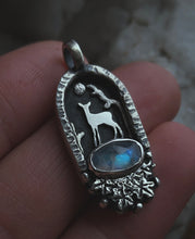 Load image into Gallery viewer, Mini Woodland Pendant
