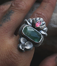 Load image into Gallery viewer, Lily Bloom Ring ~ sz 7.75-8