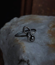 Load image into Gallery viewer, Tiny Serpent Ring ~size 6-6.25