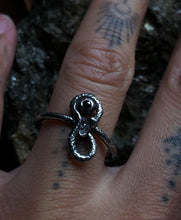 Load image into Gallery viewer, Tiny Serpent Ring ~size 6-6.25