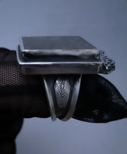 Load image into Gallery viewer, Memento Mori ring~ size 7.75-8