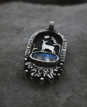 Load image into Gallery viewer, Mini Woodland Pendant