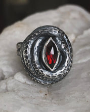 Load image into Gallery viewer, Serpent’s Eye ~ size 6.5