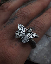 Load image into Gallery viewer, Rice Paper Butterfly Ring ~ Size 7- 7.25