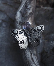 Load image into Gallery viewer, Peacock + Sapphire Ring ~ Size 6.75-7