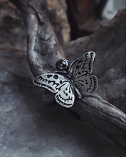 Load image into Gallery viewer, Rice Paper Butterfly Ring ~ Size 7- 7.25