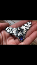 Load image into Gallery viewer, Iolite &amp; Wolfsbane Necklace