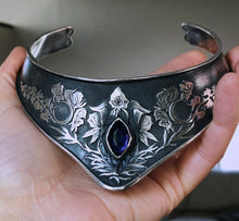 Load image into Gallery viewer, Wolfsbane Iolite Neck cuff ~