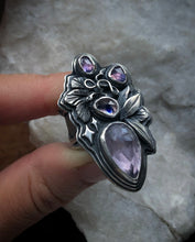 Load image into Gallery viewer, Orchid &amp; Sapphire Serpent Ring~ size 7