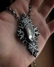 Load image into Gallery viewer, Quartz Snowflake Necklace