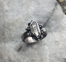 Load image into Gallery viewer, Quartz North Star Ring ~ Size 8-8.25