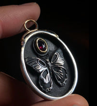Load image into Gallery viewer, Papilio Rumanzovia + Sapphire
