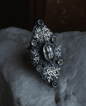 Load image into Gallery viewer, Snowflake ring size 7~ Necklace OPTION