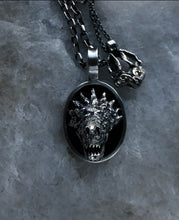 Load image into Gallery viewer, Dragon Head Pendant
