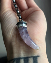 Load image into Gallery viewer, Amethyst Claw Necklace