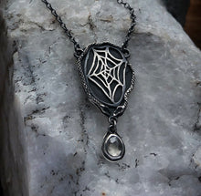 Load image into Gallery viewer, Arachne Talisman
