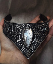 Load image into Gallery viewer, Ether~ Neck cuff