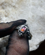 Load image into Gallery viewer, Spinel Stainglass Window Stacking Ring ~7.5