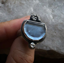 Load image into Gallery viewer, Goshanite &amp; Diamond Shell ring ~ Size 6-6.25