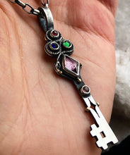 Load image into Gallery viewer, Serpent's Crown Key~