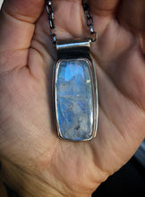 Load image into Gallery viewer, Moonstone Pendant~